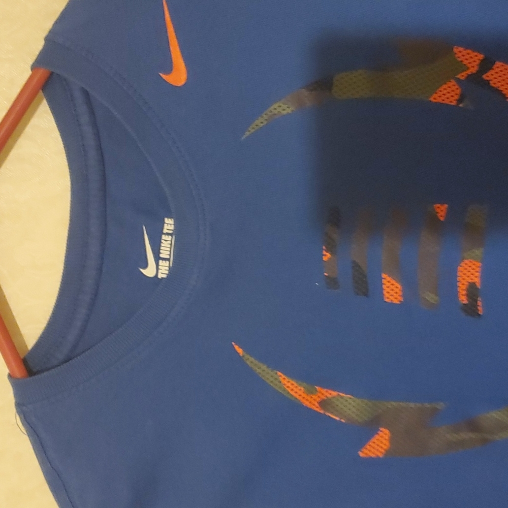 Nike shirt